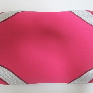 【東京西川　エアー３D　枕】（枕カバー、キャリーケース付き）