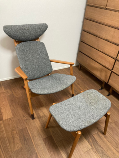 北欧モダン　イージーチェアー　ヨナス　アーノット　オットマン付き