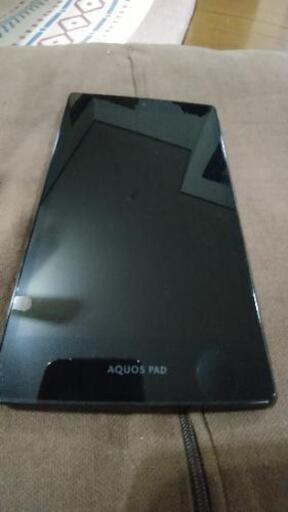 【取引中】シャープ AQUOS PAD au SHT21