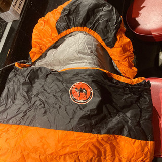 シュラフ(寝袋)1回だけ使用の画像