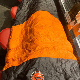 シュラフ(寝袋)1回だけ使用の画像