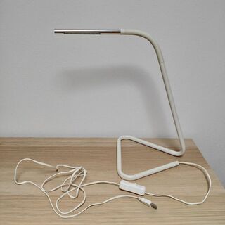 IKEA　テーブルランプ