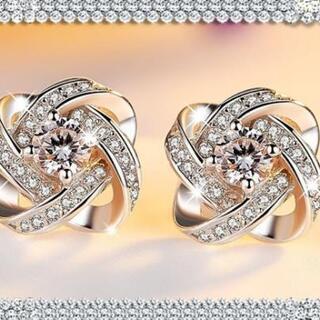 レディース シルバークリスタルピアスの画像