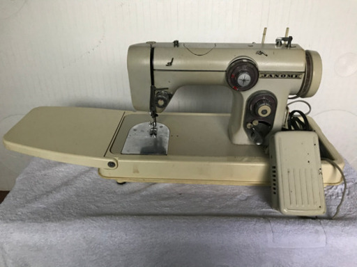 ジャノメ　ミシン(中古品)