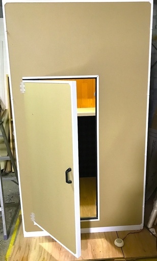 (販売済み)神奈川県より設置費込み!! だんぼっち約1.2畳リメイク品！！ アビテックス・ナサール