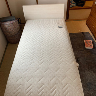 シングルベット　ドイツ製
