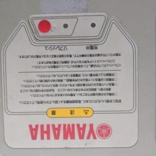中古のYAMAHA車椅子用バッテリー２個、充電器付の画像