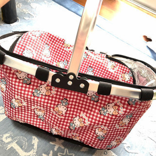 ハローキティの折りたたみ保冷温バッグ