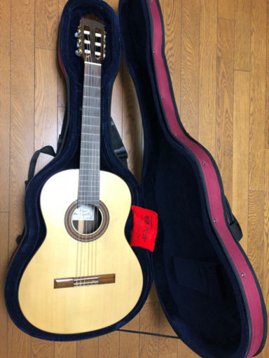 ドイツ杉造り　クラシックギター