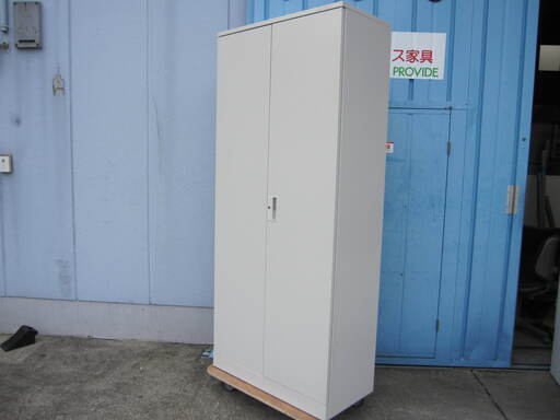 両開き書庫　2015年製　コクヨ製　VMH-K8SSWN