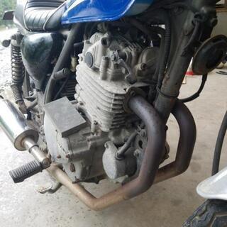 グラストラッカー250の画像