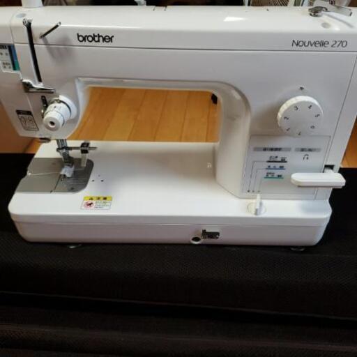 中古　職業用ミシン　ブラザー　ヌーベル270　売ります。