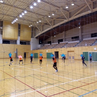 【フットサル募集：】3h2020年8月15日9-12時か18-21時エンジョイ室内（意外と近い）和光市フットサルあります（ミックス可） - メンバー募集