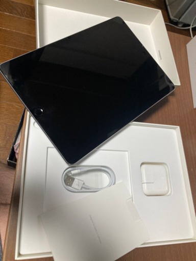 値引き交渉可　Apple iPad Pro 9.7インチ Wi-Fi 32GB シルバー