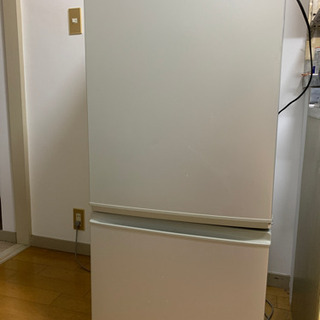 シャープ　冷蔵庫　137L