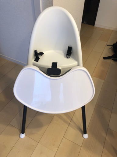 ベビービョルン  ハイチェア　ハーネス付き