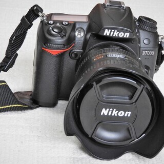 Nikon一眼レフカメラ：型番:D7000☆(美品)