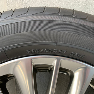 新車外し走行0km 30系ヴェルファイア純正17インチの画像