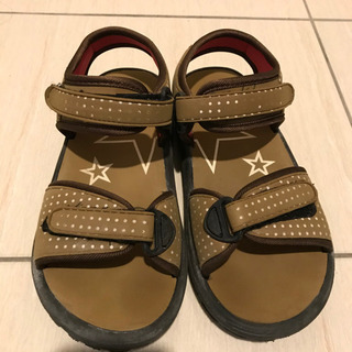 中古　サンダル