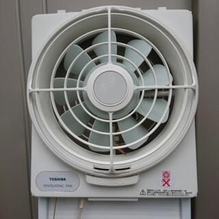 TOSHIBA窓用換気扇の画像