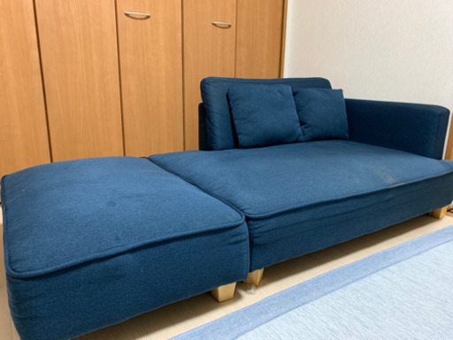 引取りに来れる方限定！　ソファ（オットマン付）