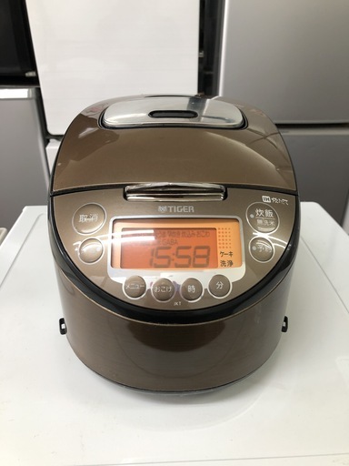 【リサイクルショップどりーむ天保山】2737　IH炊飯器　タイガー　JKT　5.5合炊き　2019年製　【3ヶ月保証付き】