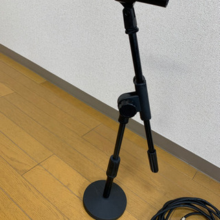 マイクとマイクスタンドとシールドセットの画像