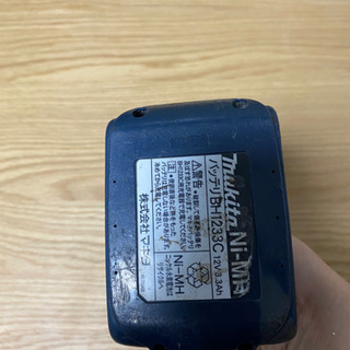 マキタ　インパクトドライバー充電式　ジャンクの画像