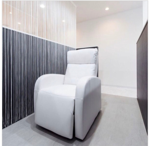 アイラッシュやヘッドスパ用のソファ