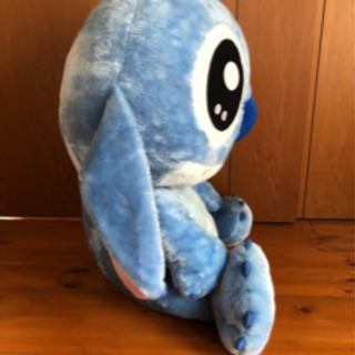 【状態良し】みどり市まで取りに来ていただける方！非売品 Disney スティッチ ジャンボ ぬいぐるみ 高さ72cm(座った状態) タグ付き Lilo&Stitch 巨大の画像