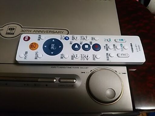 東芝レコーダー　リモコン　SE-R0381