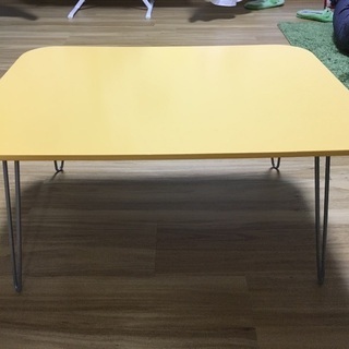 折り畳みテーブル差し上げます！の画像