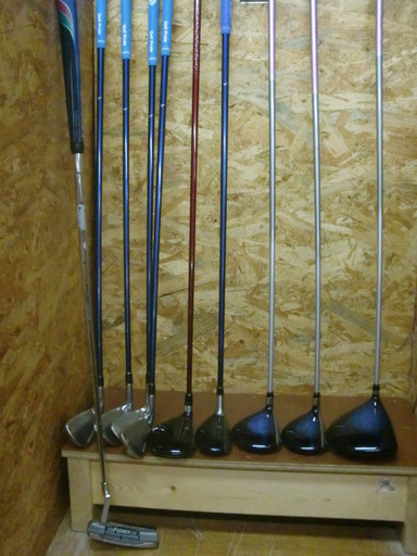 ブリヂストン　ツアーステージVIQCLドライバー+アイアン+パター計9本セット、ゴルフバック付