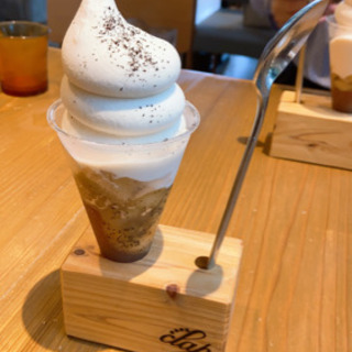 カフェ詳しい方〜🙋‍♀️✨ - 友達