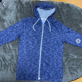 フード付き 7分袖 上着