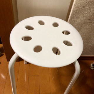 スツールの画像