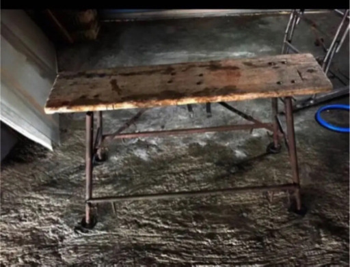 昭和レトロな収縮 足場脚立　　　　【マニア必見】