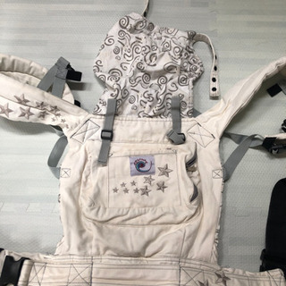 【中古】エルゴ抱っこ紐☆ホワイト+新生児用インサート