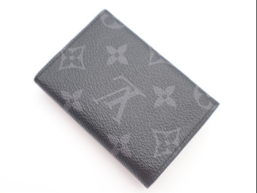 《LOUIS VUITTON/モノグラム エクリプス コンパクト》Aランク 極美