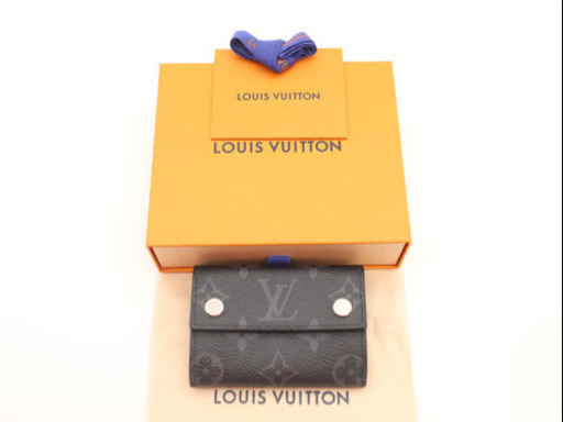 《LOUIS VUITTON/モノグラム エクリプス コンパクト》Aランク 極美