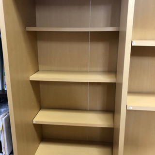 ニトリのスライド式本棚の画像