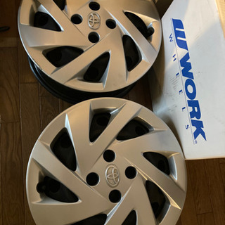 トヨタアクア純正2000円