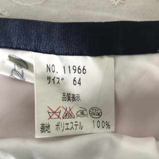 日本製　スカート　M号　64サイズ　裏地の画像