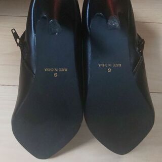 使う方に無理でお譲りします。ショートブーツ(女性用)の画像