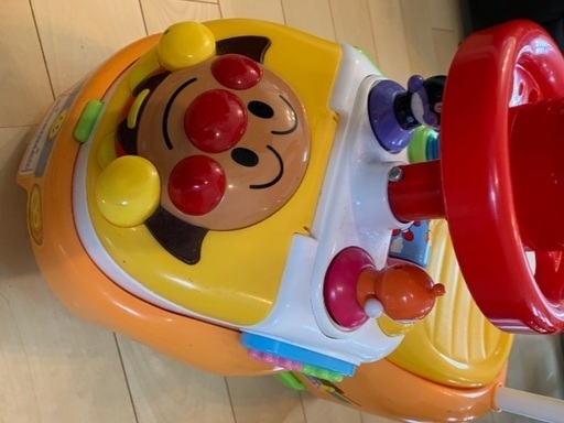 アンパンマンよくばりビジーカー