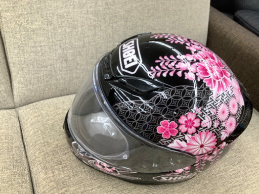 ヘルメット　SHOEI ブラックサクラ