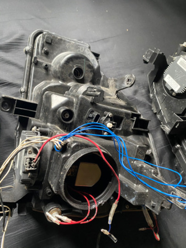 エクストレイルT31前期のヘッドライト