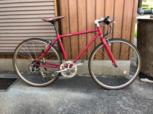 CAVITE   クロスバイク　　7段変速　　お買い得　自転車