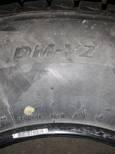 9月末に処分します　ブリザック　DM V-2  275/70R/16 ランドクルーザーなどに