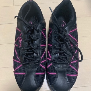 カペジオ ダンス スニーカー 22.5cm